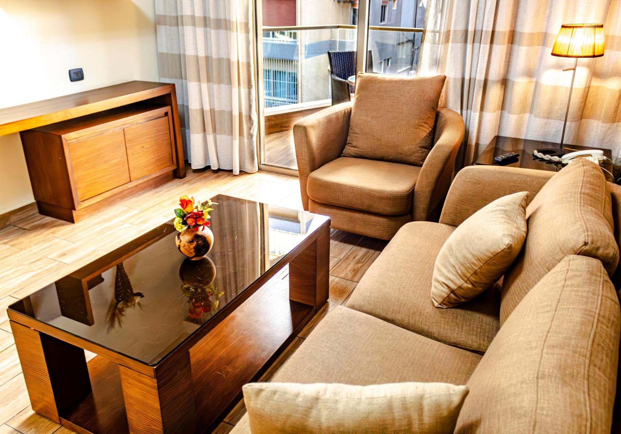 Britannia Suites Beyrouth Extérieur photo